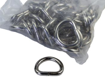 A clear bag of 3/4 Inch D-Rings with one D-ring outside.